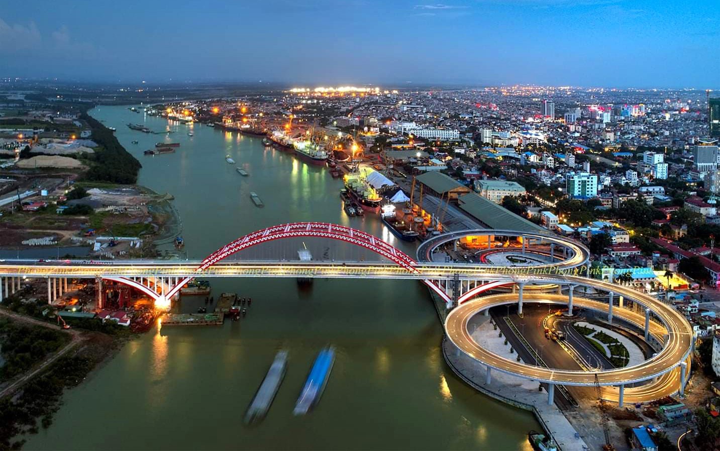 Thành phố Hải Phòng phát triển vượt bậc