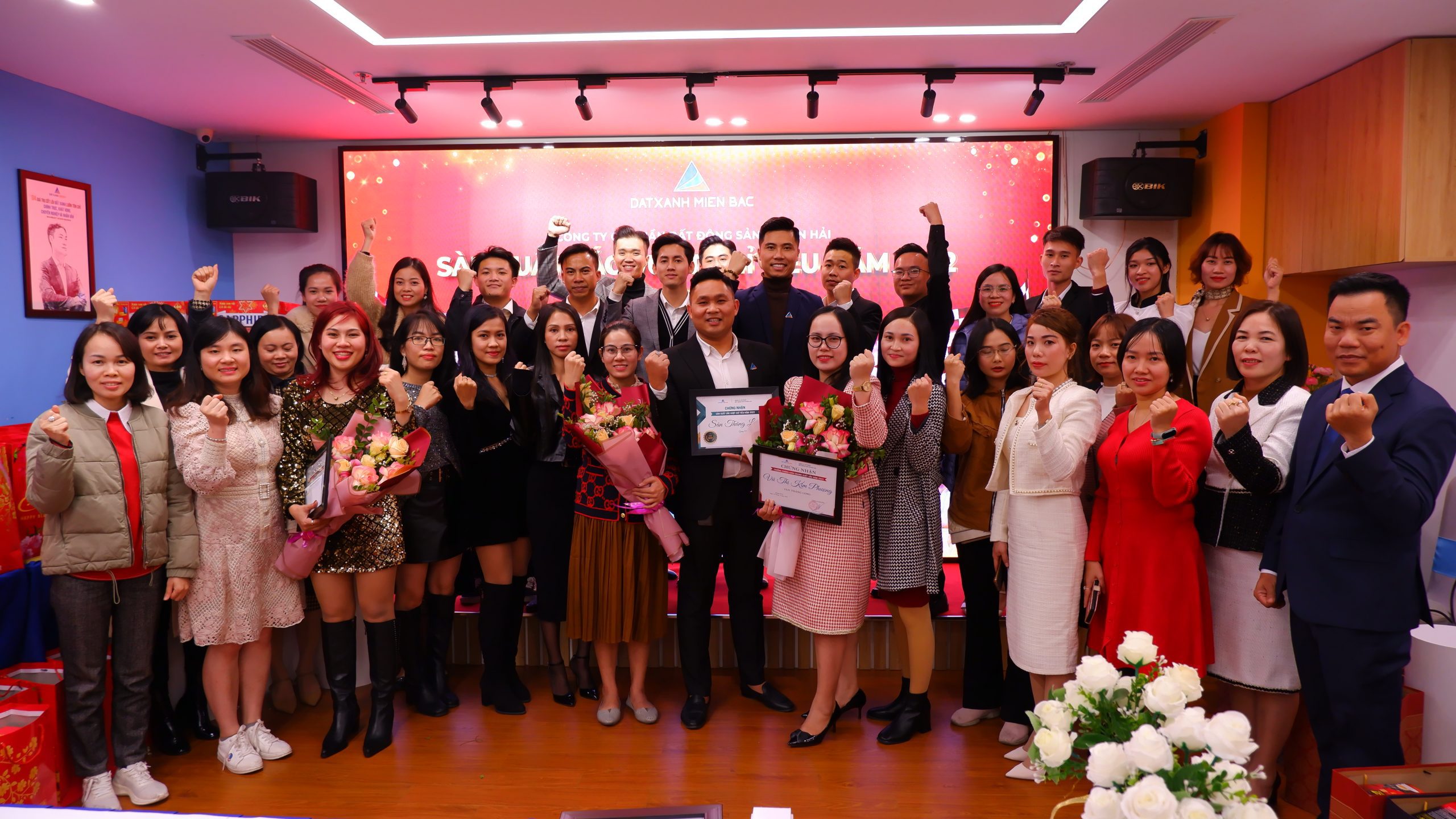Sàn Thăng Long - đạt danh hiệu sàn kinh doanh xuất sắc nhất năm 2022